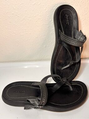 JSport by Jambu leather sandals.